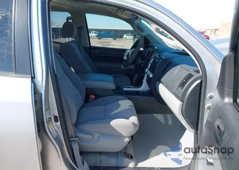 2008 Toyota Tundra Sr5 5.7L V8 z USA, uszkodzony, nr VIN 5TFRV54188X057946